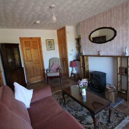 Maggies Cottage Бушмілс Екстер'єр фото