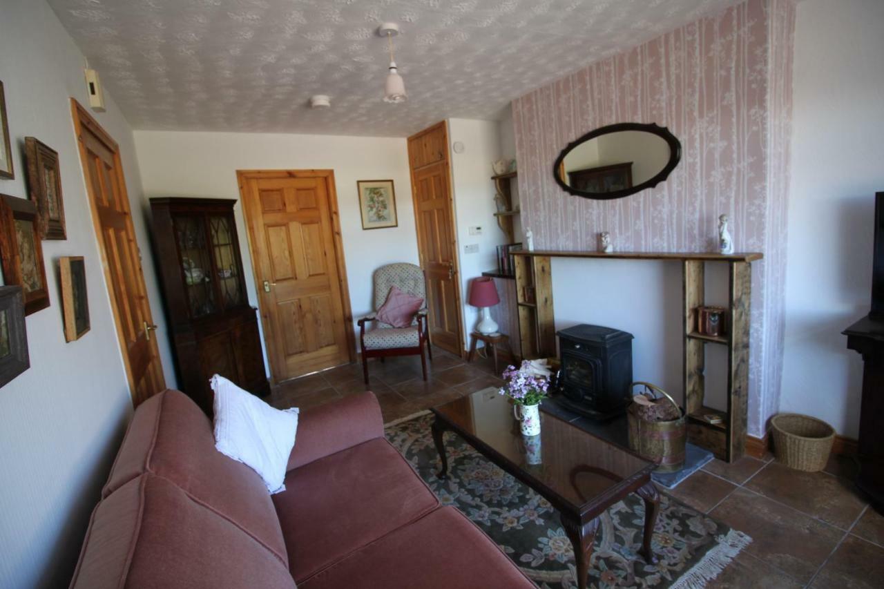 Maggies Cottage Бушмілс Екстер'єр фото