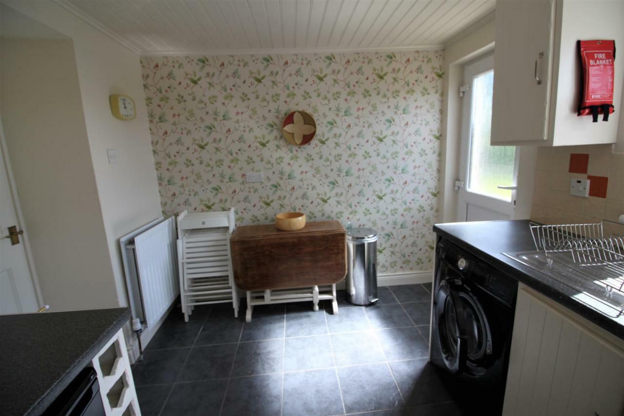 Maggies Cottage Бушмілс Екстер'єр фото